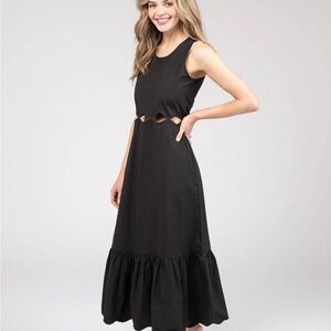 Chic Black Cutout Midi Dress